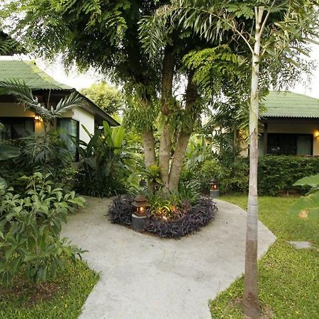 Rawai Boutique Resort Phuket Buitenkant foto