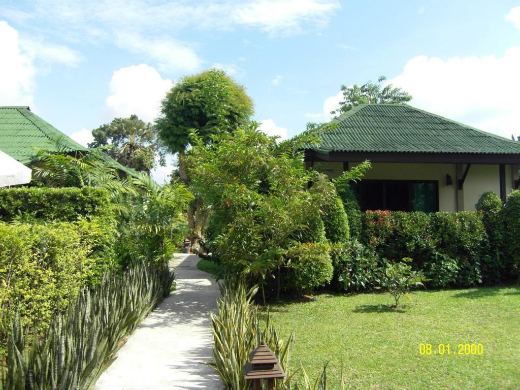 Rawai Boutique Resort Phuket Buitenkant foto